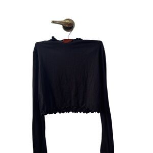 Adika Cropped Black Long Sleeve Top